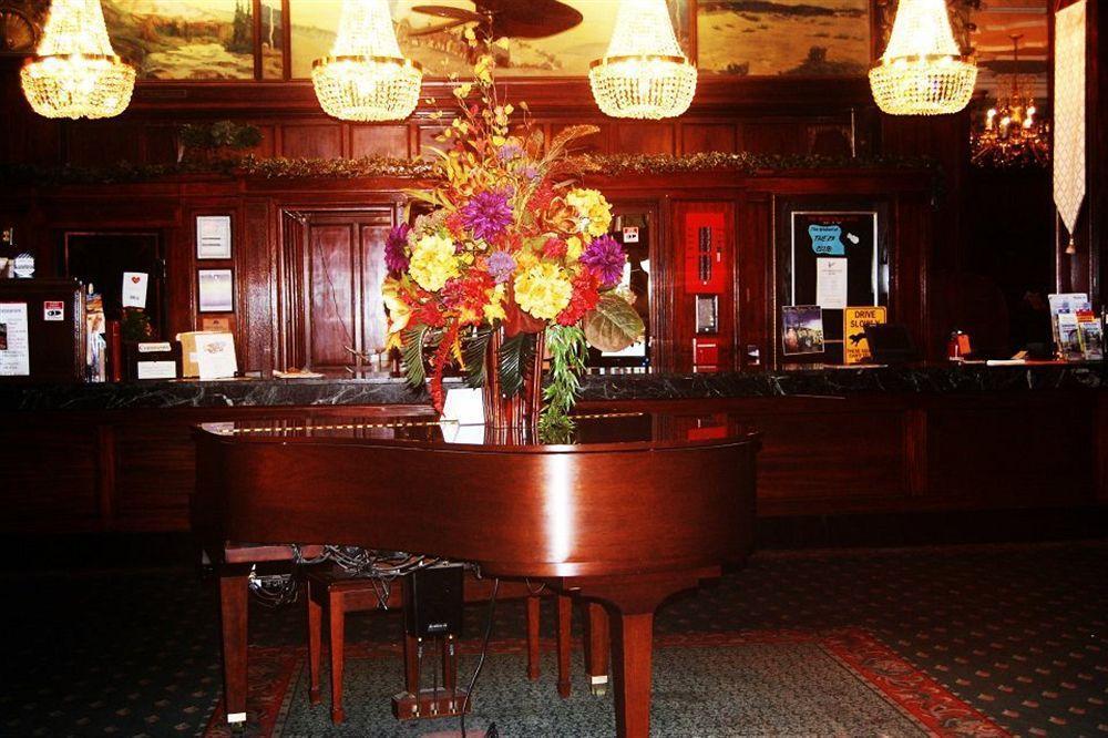 The Monticello Hotel Лонгвью Экстерьер фото